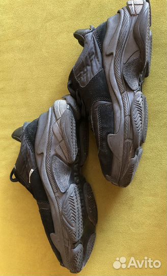 Редкие кроссовки Balenciaga Triple S 2018 года min