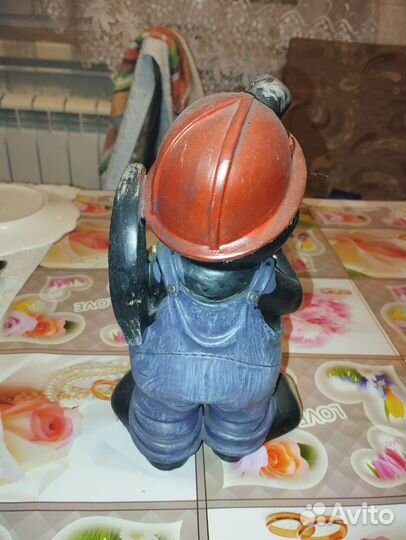 Советские статуэтки и фигурки