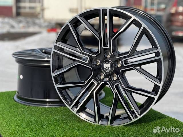 Диск литой разношир. Replica Lumma R20 5x112