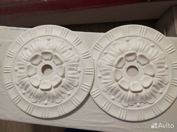 Розетка под люстру