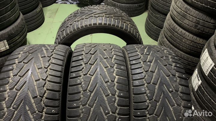 Pirelli Ice Zero 295/40 R21 111H