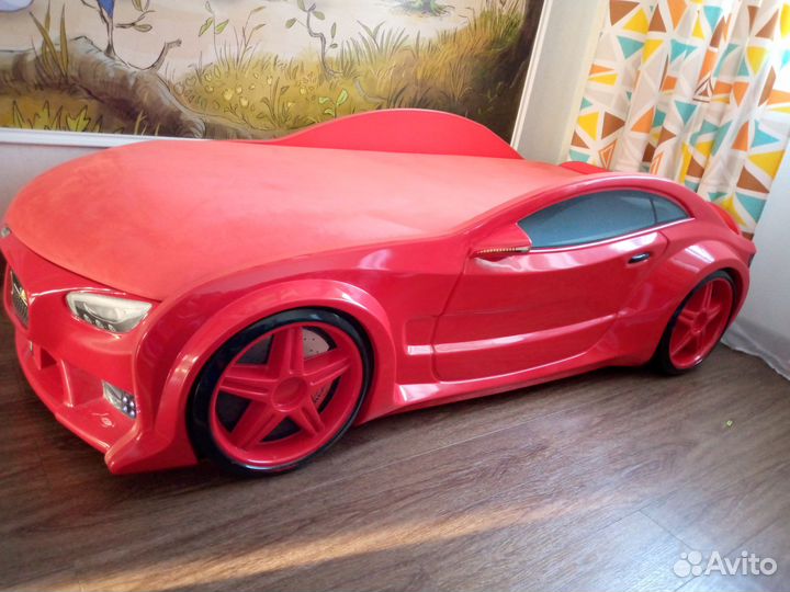 Детская кровать машина с подсветкой