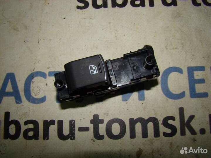 Кнопка стеклоподъемника RL Forester SJG 2018 (Кузо