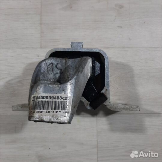 Подушка двигателя LADA Xray хэтчбек 2017