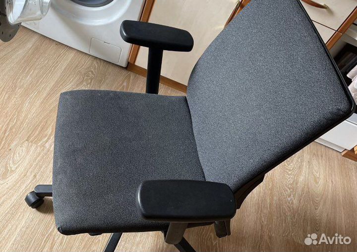 Компьютерное кресло Haworth 39 comforto