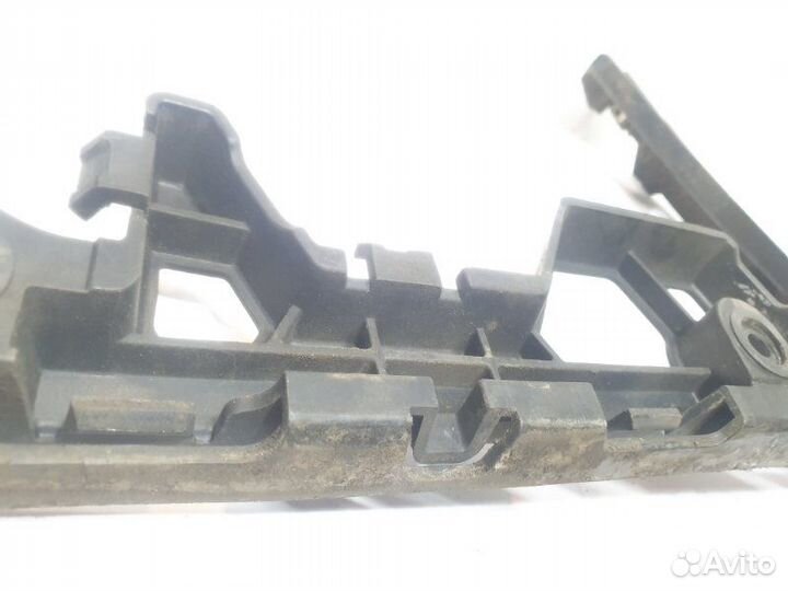 Крепление бампера заднее правое Land Rover Range