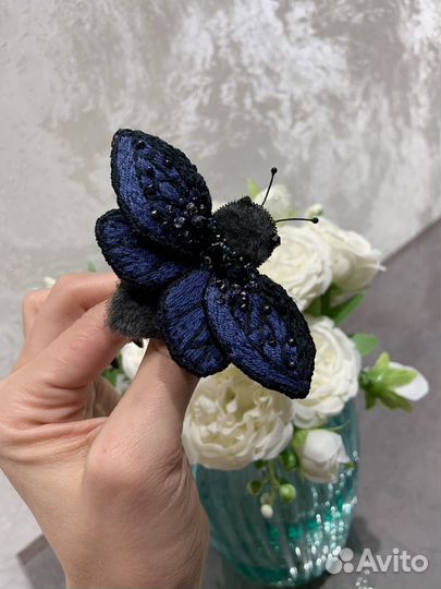 Броши ручной работы