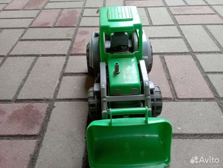 Детский трактор