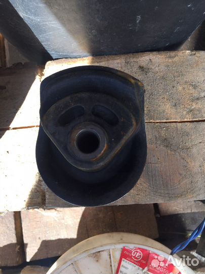 Сайлентблоки на Volkswagen golf3