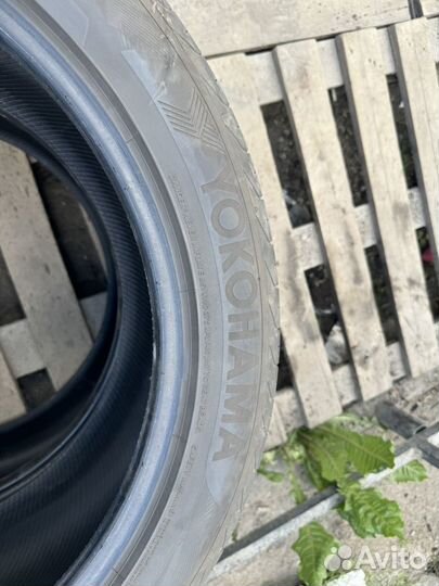 Yokohama Advan Sport V105 275/45 R21 и 315/40 R21 111Y