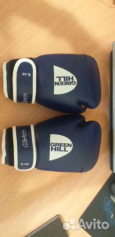 Боксерские перчатки