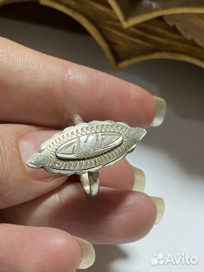Серебряное кольцо 925 пробы