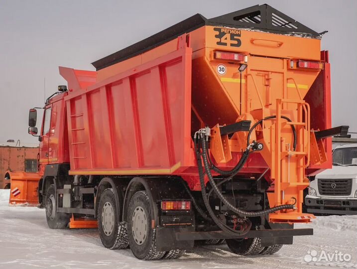 Снегоуборочная машина на базе самосвала маз
