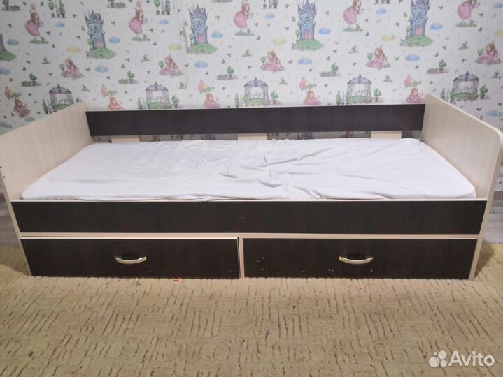 Кровать детская