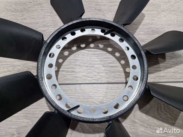 Крыльчатка вентилятора 2.4 2.6 2.8 Audi, VW, Skoda