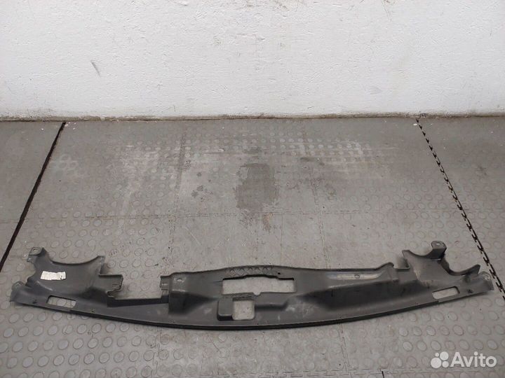 Накладка замка капота Jeep Patriot 2010