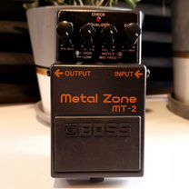 Педаль эффектов boss Metal Zone MT-2