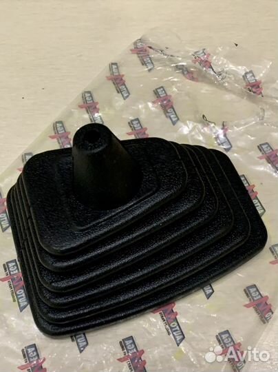 Продам новый чехол МКПП golf 2 jetta 2