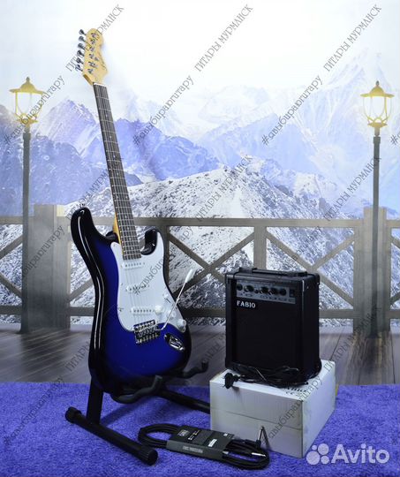 Электрогитара и комбик 10W (новые) + аксессуары