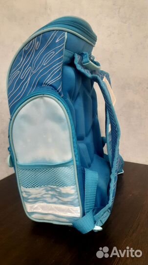 Школьный рюкзак,ранец