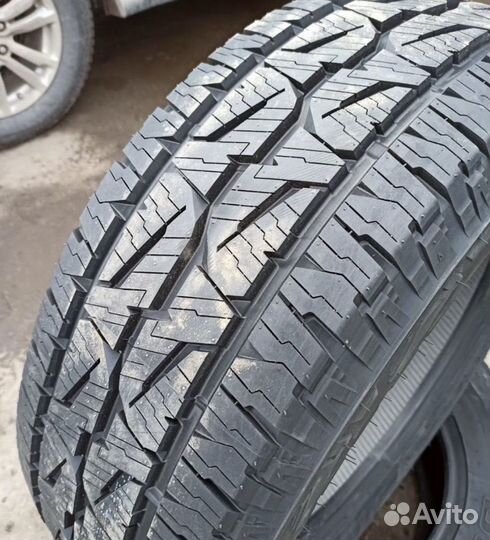 Bridgestone Dueler A/T 001 275/70 R16 114S