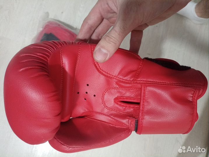 Перчатки для бокса,тхэквондо, защита голени, шлем