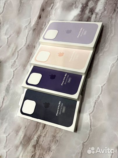 Оригинальный чехол iPhone с MagSafe (индикация)