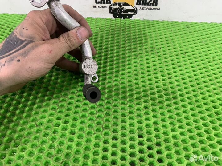 Трубка системы охлаждения