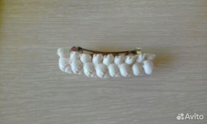 Заколки, украшения, расчески