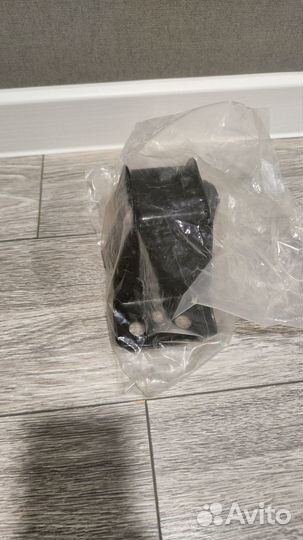 Подушка двигателя правая NM-E11RH Nissan