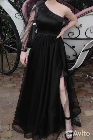 Вечернее платье