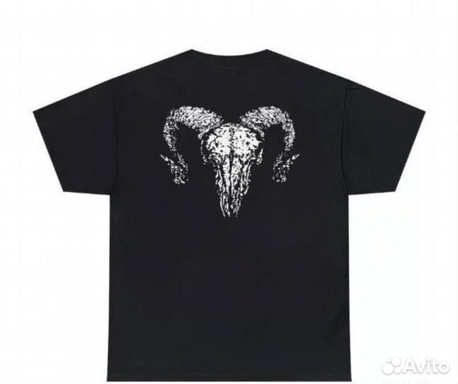 Футболка Haunted Mound