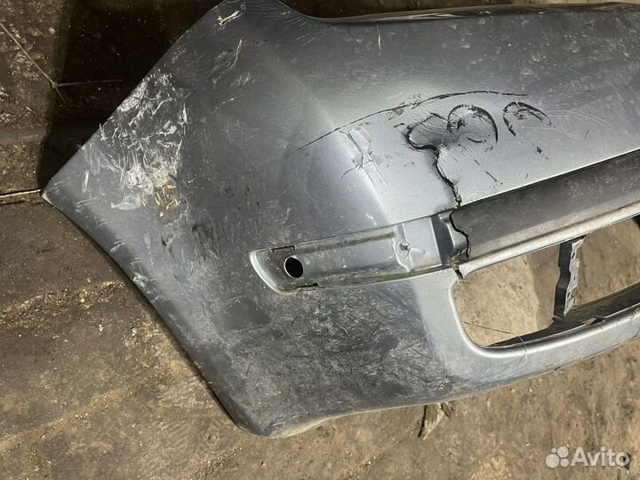 Бампер передний Skoda Fabia 1