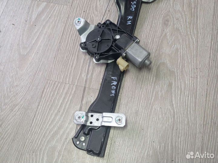 Стеклоподъемник передний правый Шевроле Авео т300