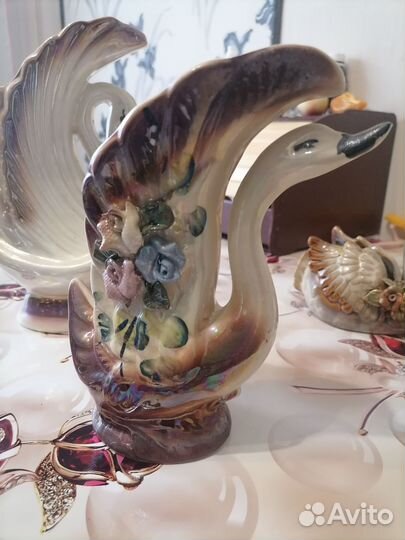 Статуэтка лебедь