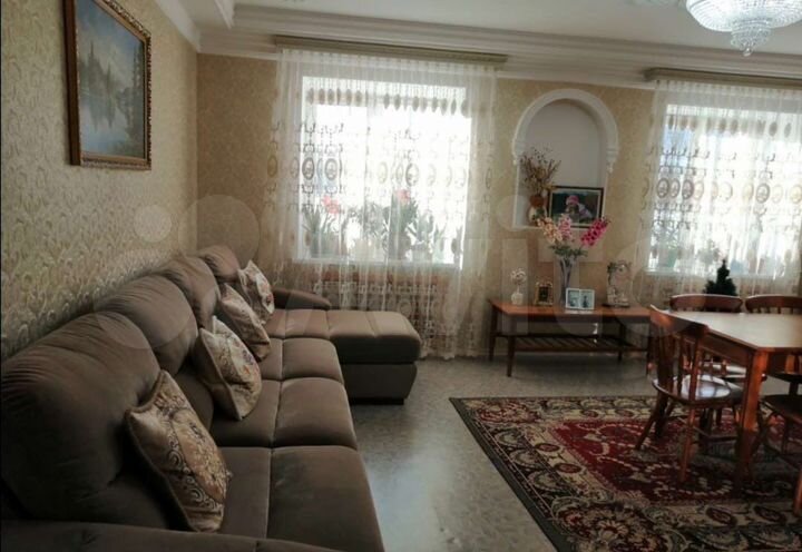 Дом 172 м² на участке 7,8 сот.