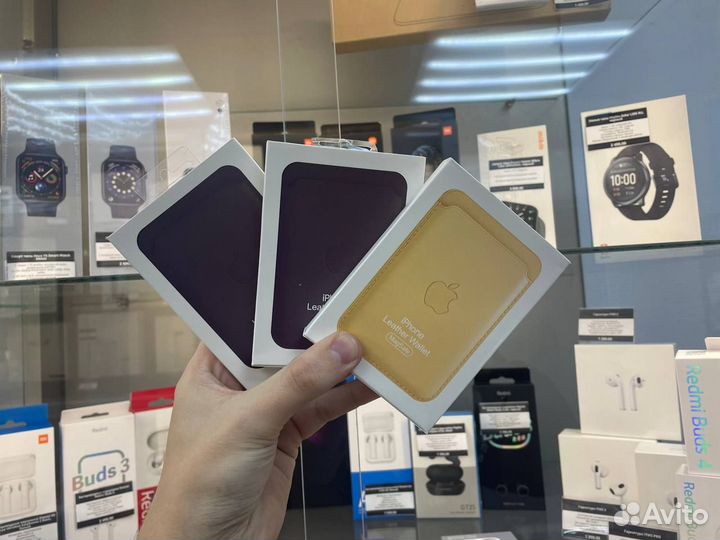 Чехол-бумажник Wallet MagSafe для iPhone (новый)