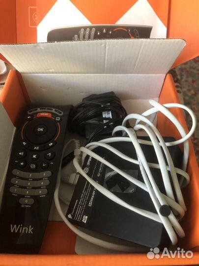 Тв приставка и роутер
