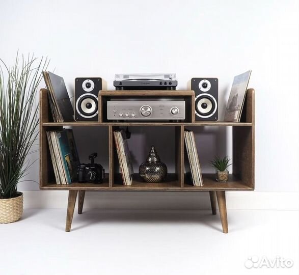 Тумба под проигрыватель и пластинки