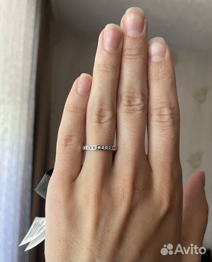 Новое кольцо с бриллиантами 17,5 якутские