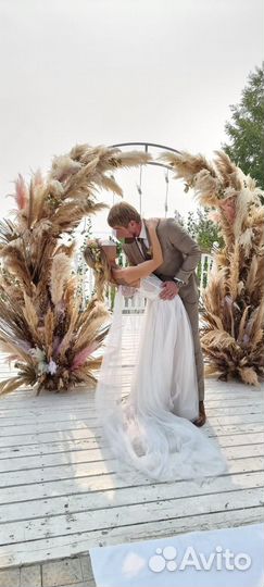 Свадебное платье 42