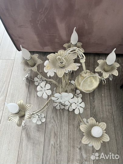 Люстра и 2 бра