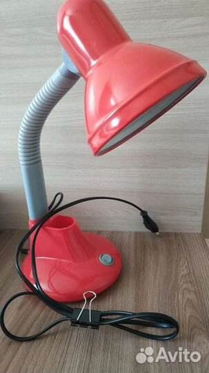 Лампа настольная