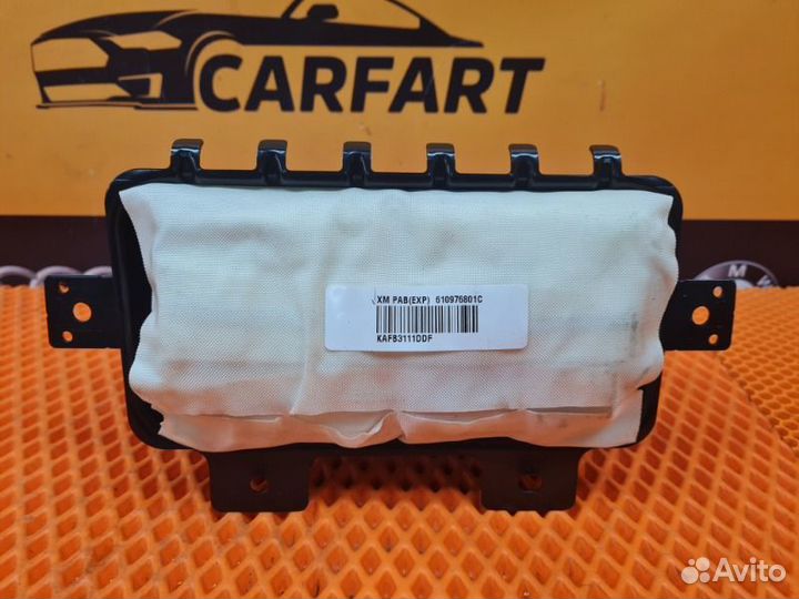 Подушка безопасности Kia Sorento 2 XM D4HB 2 2011