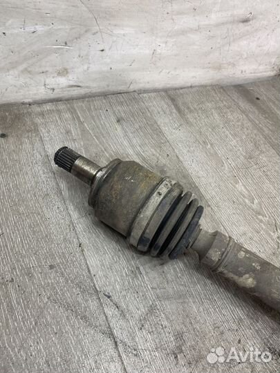 Привод передний правый ваз (LADA) Priora