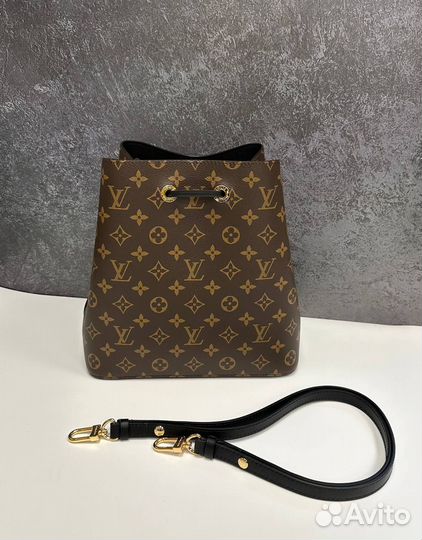 Louis Vuitton Сумка NeoNoe M44021