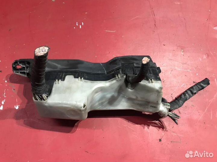 Блок предохранителей Toyota Avensis Т250