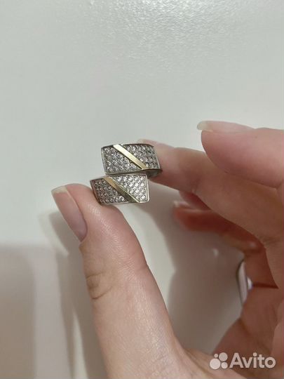 Серебряное кольцо