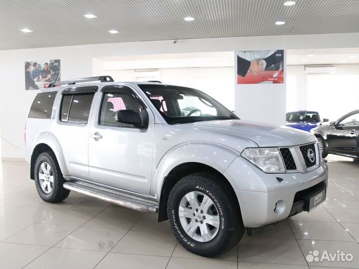 Nissan Pathfinder 2.5 МТ, 2006, 212 000 км