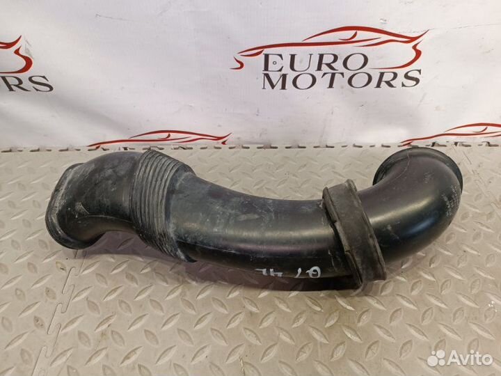 Патрубок воздушного фильтра правый Audi Q7 4LB BAR